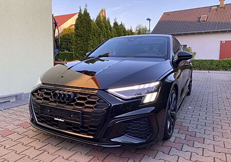 Audi S3 TFSI Limousine quattro S tronic