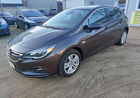 Opel Astra Dynamic, Automatik, Navi, Allwetterreif., Garantie