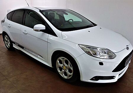 Ford Focus Lim. ST EcoBoost Leder-Sport-Paket Recaro