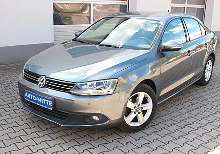 Volkswagen Jetta VI Comf. / Tüv Neu / Finanzierung