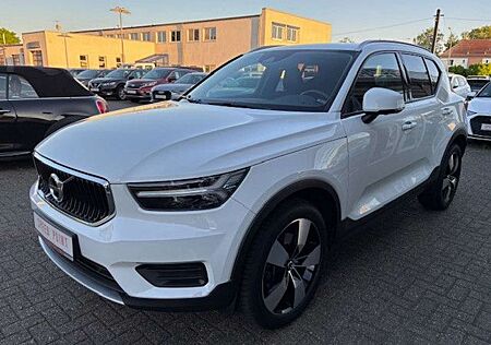 Volvo XC 40 XC40 Momentum AWD/360°/AHZV/LED/HarmanKardon