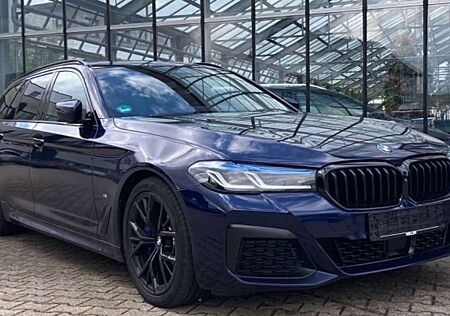 BMW 520 d Touring M Sport Facelift Virtual Panorama