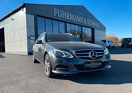 Mercedes-Benz E 220 E220T 9G Avantgarde Standh+AHK+Rfkam+LED+Parkass