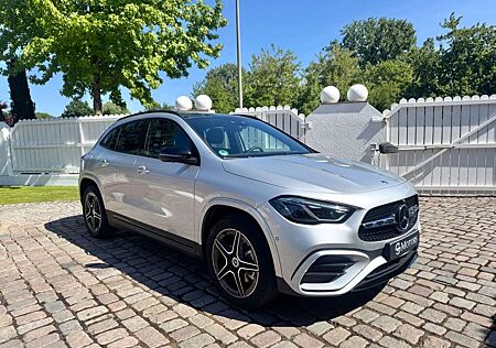 Mercedes-Benz GLA 250 e/AMG/Night/MBux/360V/HeadUp/Pano/Multib
