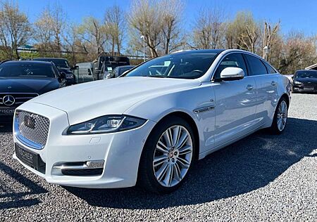 Jaguar XJ Luxury+LED+NAVI+LEDER+PANO+MERIDIAN+