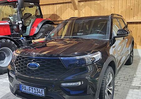 Ford Explorer ST-Line Plug-in-Hybrid 4x4