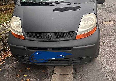 Renault Trafic 2.5 dCi L1H1