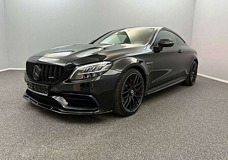 Mercedes-Benz C 63 AMG Coupe*AERO*PANO*BURME*PERF-AGA*WIDE*19Z