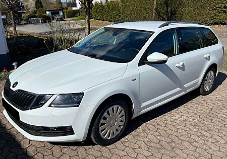 Skoda Octavia Combi 2.0 TDI DSG Clever