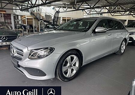 Mercedes-Benz E 220 T d Avantgarde Comand Kamera LED Totwinkel