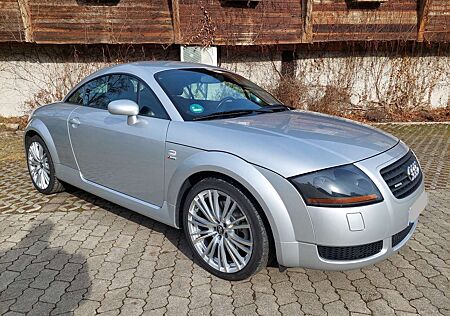 Audi TT Quattro Coupe 1.8 T