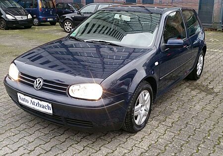 VW Golf Volkswagen 1.4i.75PS. Eur4. Klima. Alu. Servo. ZV. TÜV NEU