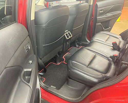 Mitsubishi Outlander Outlander 2.4 4WD CVT Intense