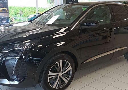 Peugeot 3008 Allure Pack PureTech130 EAT8 Sommer/Winterräder