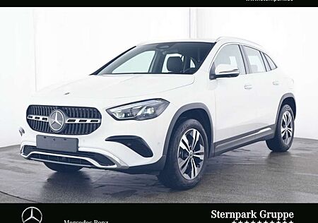 Mercedes-Benz GLA 200 Progressive MBEAM/360/Distr/Totw/Keyless