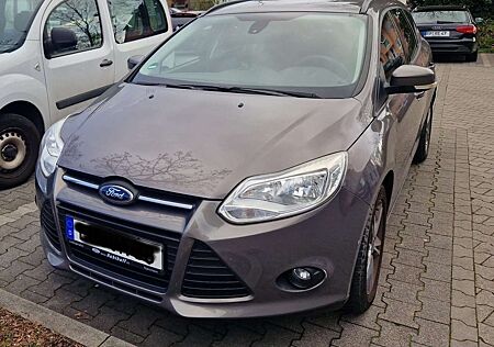 Ford Focus Turnier 1.0 EcoBoost Start-Stopp-System SYNC Editi