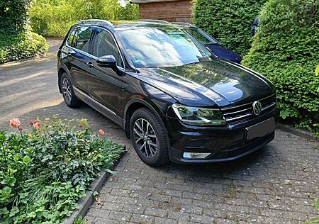 VW Tiguan Volkswagen 1.4 TSI ACT (BlueMotion Technology) DSGComf