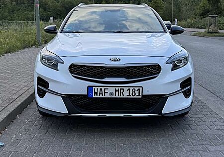 Kia XCeed 1.4 T-GDI OPF PLATINUM EDITION