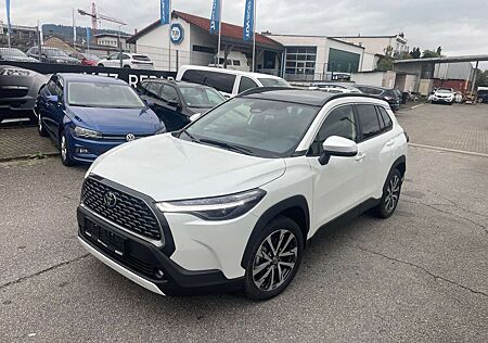 Toyota Corolla Cross Hybrid AWD/Neuwertig