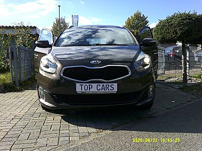 Kia Carens Attract