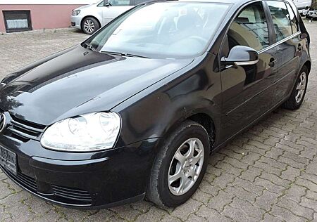 VW Golf Volkswagen V 1.6 / 5-türig / Klima