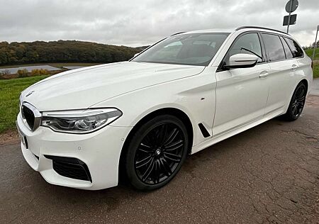 BMW 530 d xDrive Pano, HUD, M Sport