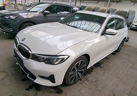 BMW 320 d Mild Hybrid Sport Line AHK R-Line SpoSi StHz