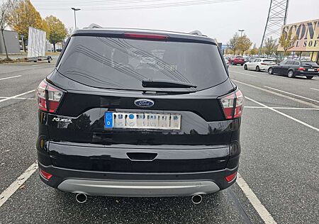 Ford Kuga 2.0 TDCi 2x4 Titanium
