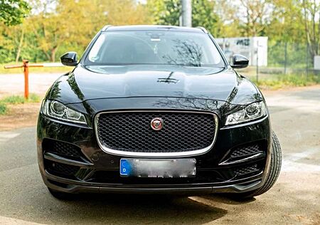 Jaguar F-Pace 20d Aut. Pure