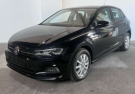 VW Polo Volkswagen VI Comfortline 1.0