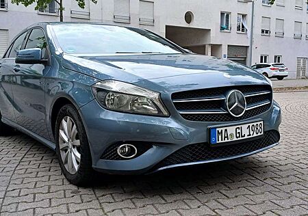 Mercedes-Benz A 180 CDI (BlueEFFICIENCY) Style