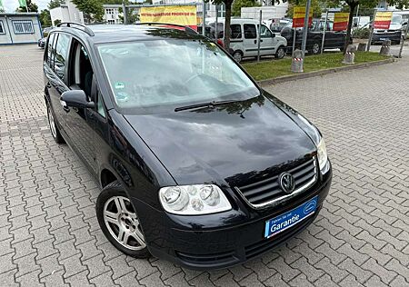VW Touran Volkswagen 2.0TDI DPF KLIMAAT*RCD*TEMP*7.Sitze*6.G**