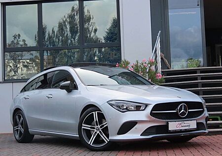 Mercedes-Benz CLA 200 DCT Progressive Panorama