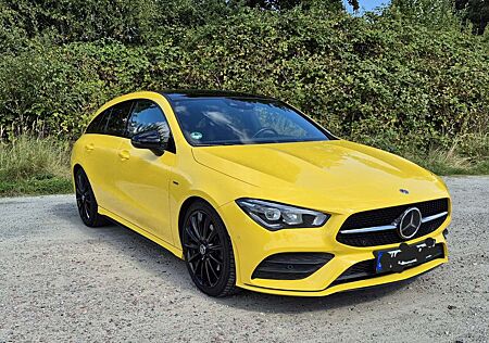 Mercedes-Benz CLA 220 d Shooting Brake 8G-DCT AMG Line