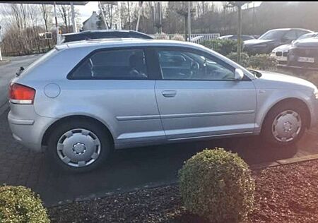 Audi A3 1.6 Ambiente