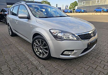Kia Cee'd Ceed / 1.4 CVVT Attract,Klima,Navi,Alu,3.Hand,Tüv05/27