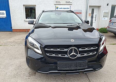Mercedes-Benz GLA 200 (156.943)