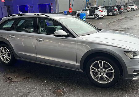 Audi A6 Allroad quattro 3.0 TDI S tronic DPF
