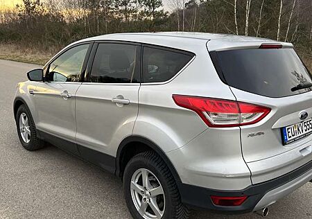 Ford Kuga 2.0 TDCi 2x4 Trend