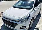 Hyundai i20 Select 1.2 55 kW (75 PS), Schalt. 5-Gang, Front...