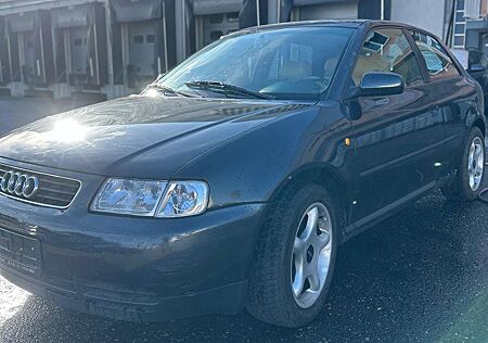 Audi A3 1.8 Ambiente