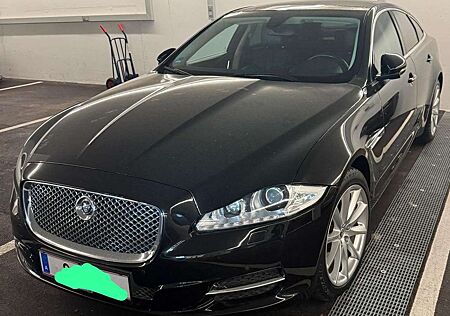 Jaguar XJ XJ 3.0 V6 Diesel S Premium Luxury