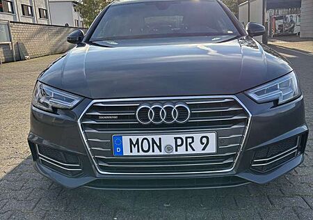 Audi A4 Quattro 3.0 TDI Tiptronic - 3xS-Line, Matrix, STHZ