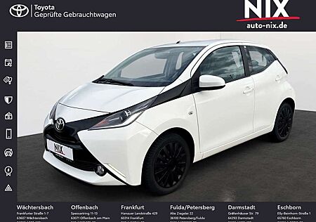 Toyota Aygo x-play touch KAMERA