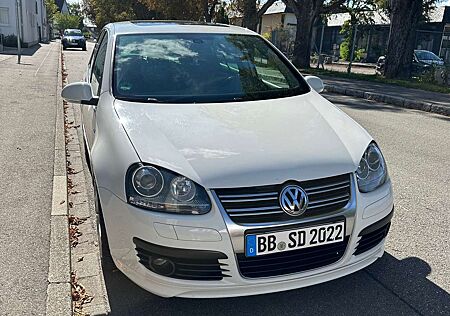 VW Golf Volkswagen V 5-Türer 1.4 TSI GT Sport