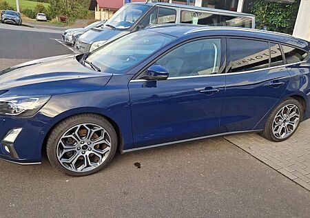 Ford Focus Titanium