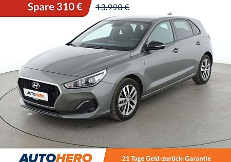 Hyundai i30 1.4 MPI Passion*TEMPO*CAM*PDC*SHZ*ALU*