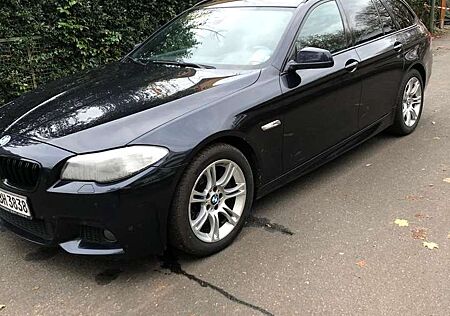 BMW 535d 535 Touring xDrive M-Paket PANORAMA