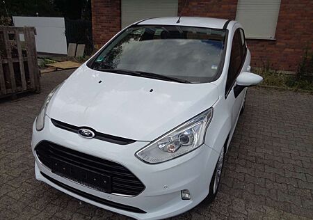 Ford B-Max EcoBoost Titanium 1.Hand AHK Scheckheft HU.12.26
