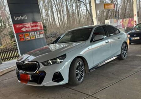 BMW 520d 520 xDrive Touring Aut. M Sport Edition